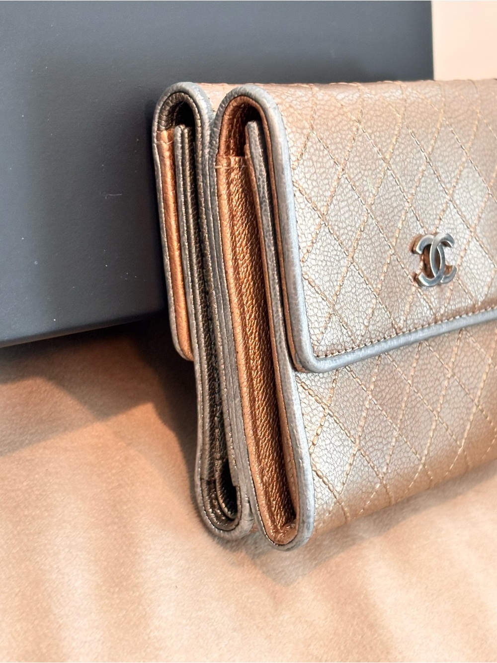 CHANEL Metallic Calfskin Bicolor Diamond Stitch Trifold Compact Wallet - Picture 3 of 16